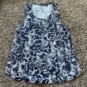 ⭐️ Athleta blue and white tank